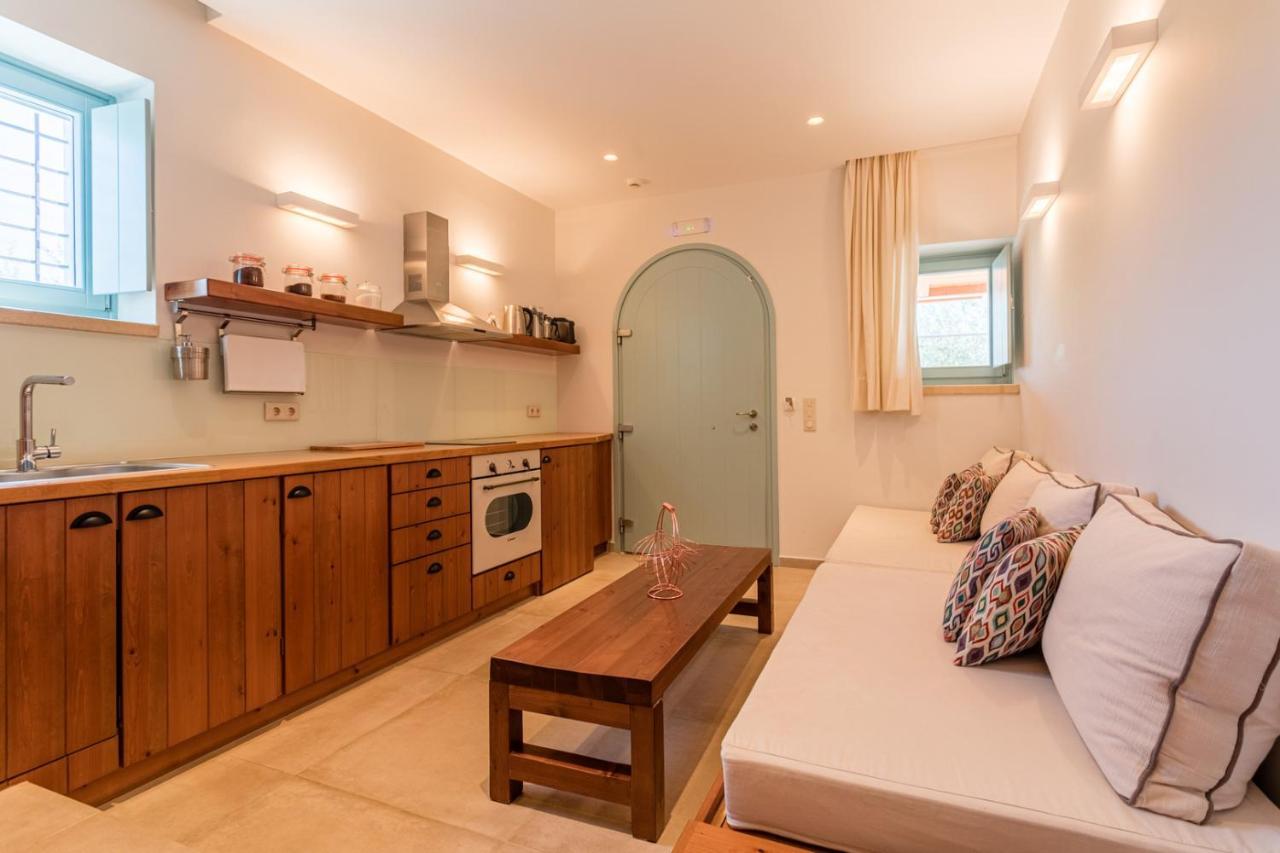 Lithos Guesthouse Kardamili 외부 사진